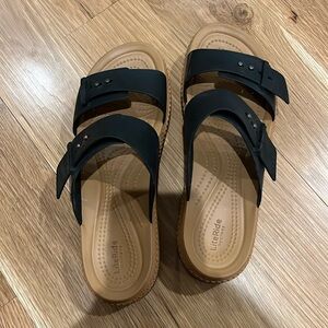 Croc Wedge Sandals size 9